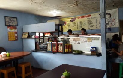 Gurihnya Kuah Pecak Gurame Haji Nasun yang Legendaris